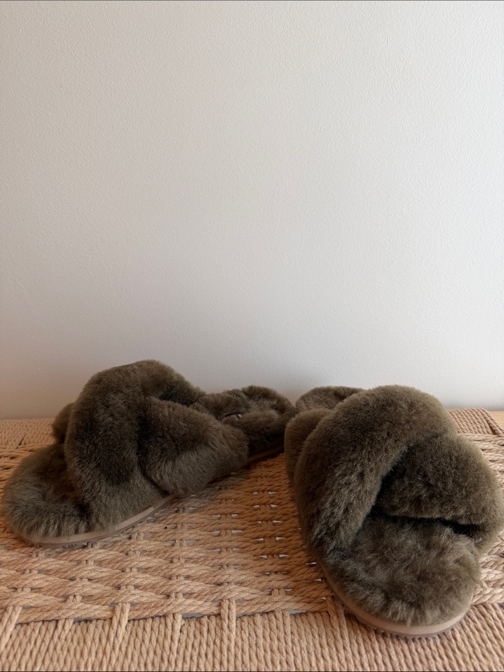 Mou Plush Cross-Band Furry Slide Slippers - Olive - sheepskin